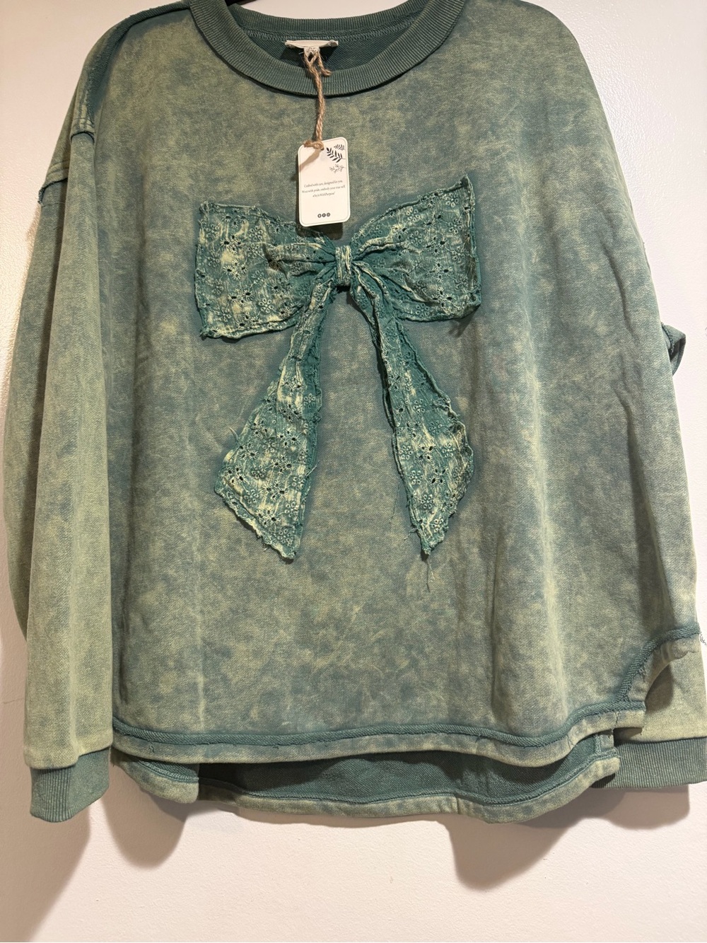 Sage+Fig Vintage Green Bow Sz L